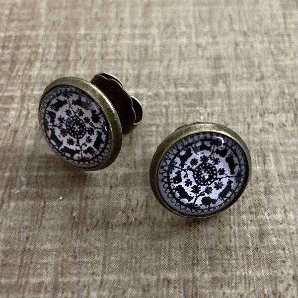Ohrstecker_khe_bronze.jpeg