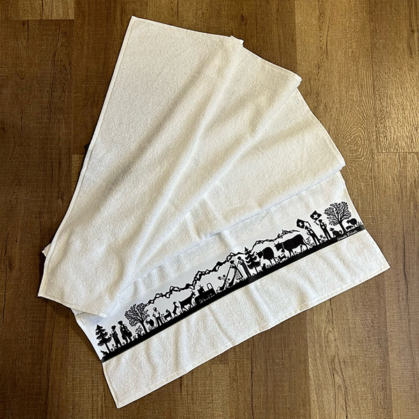 Frottierduschtuch_Alpenleben_Bild_1.jpg