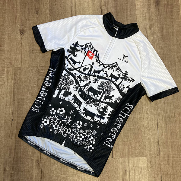 Velotricot_Alpenleben_1.jpg
