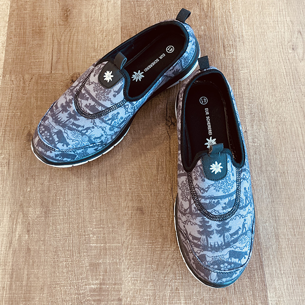 Sneaker_schwarz.jpeg